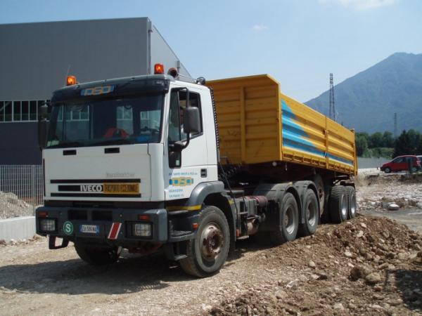 Autoarticolato mezzo d’opera