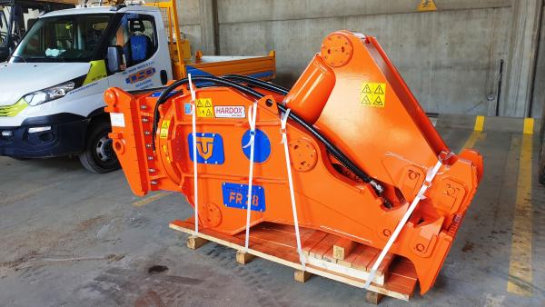 PINZA FRANTUMATORE FR 28